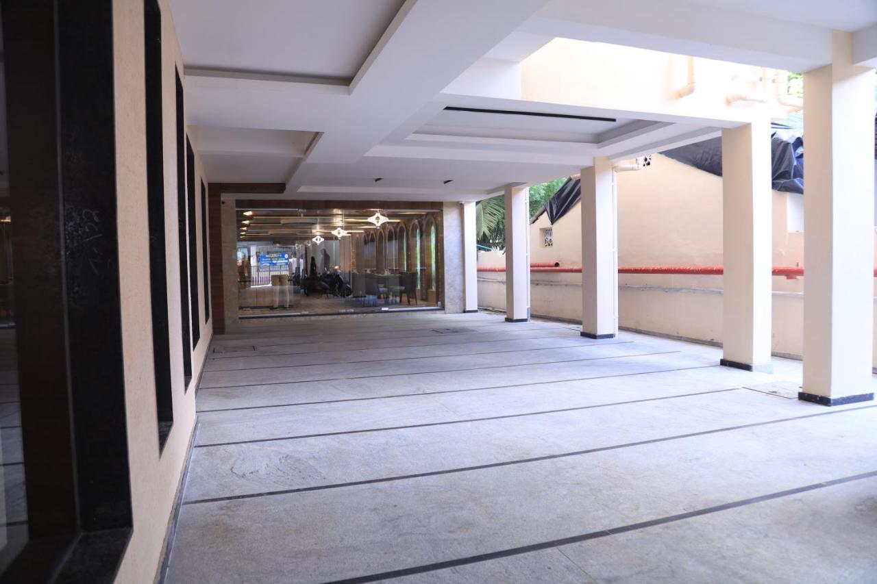 Kings Bury Inn Kumbakonam Kültér fotó