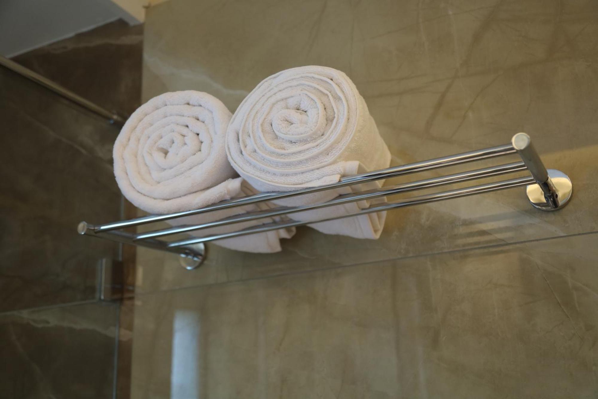 Kings Bury Inn Kumbakonam Kültér fotó