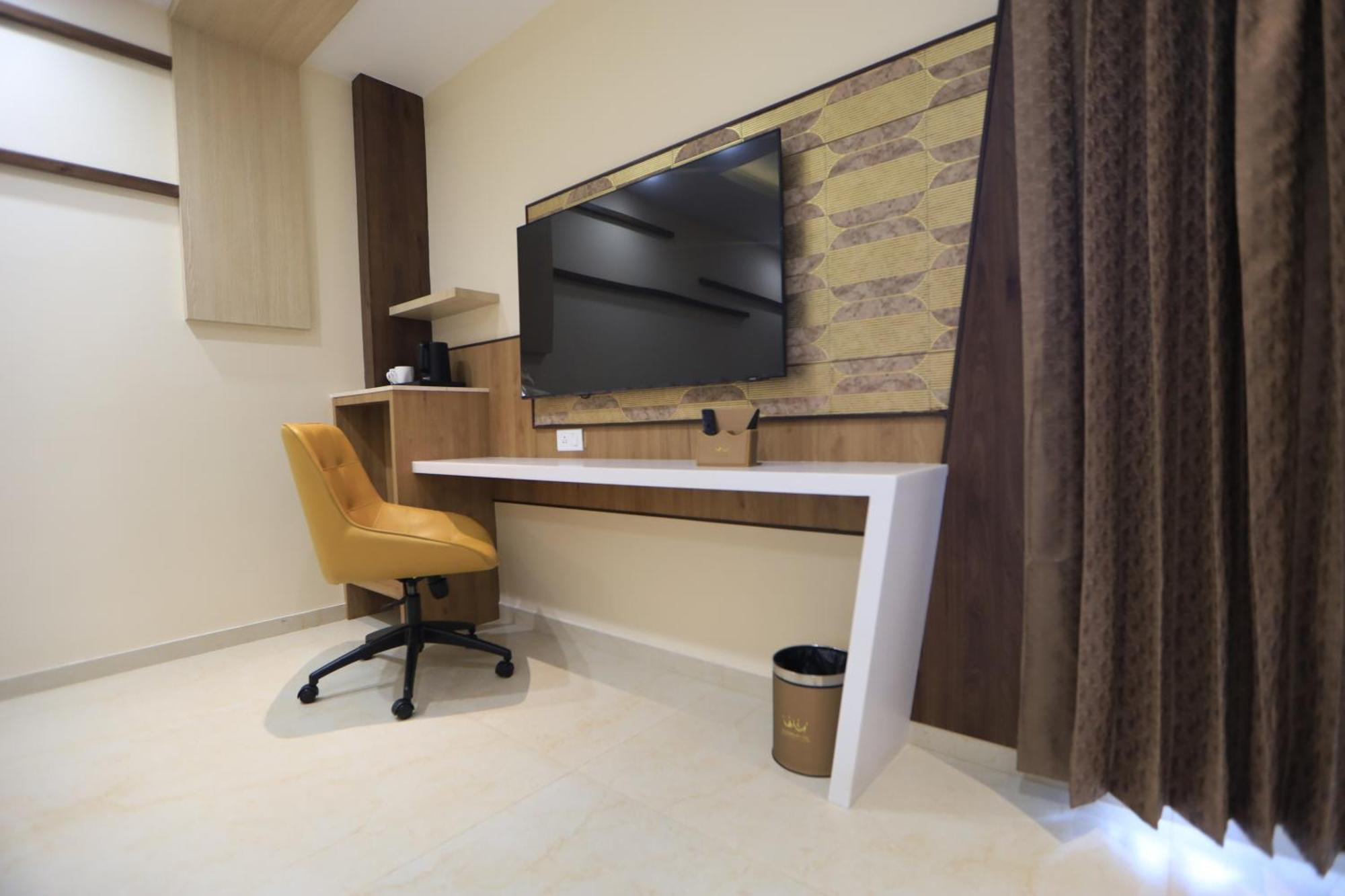 Kings Bury Inn Kumbakonam Kültér fotó