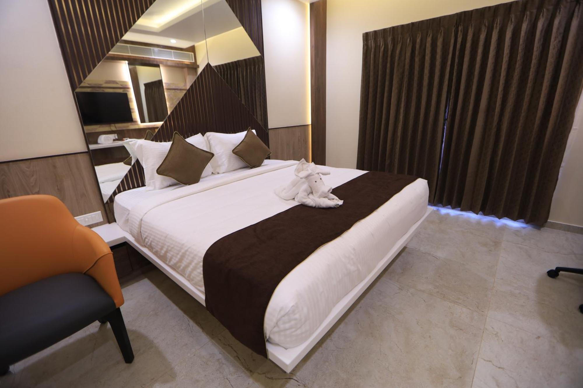 Kings Bury Inn Kumbakonam Kültér fotó