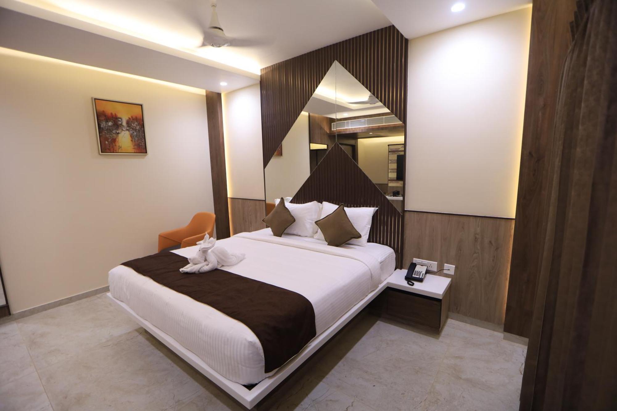 Kings Bury Inn Kumbakonam Kültér fotó